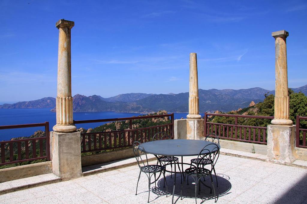 Hotel Les Roches Rouges П'яна Номер фото