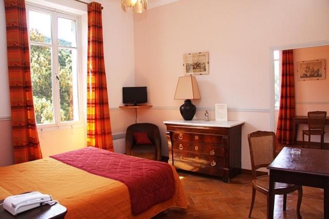 Hotel Les Roches Rouges П'яна Номер фото