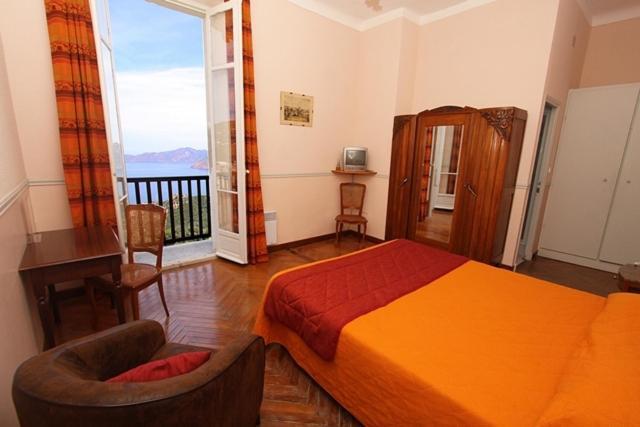 Hotel Les Roches Rouges П'яна Номер фото