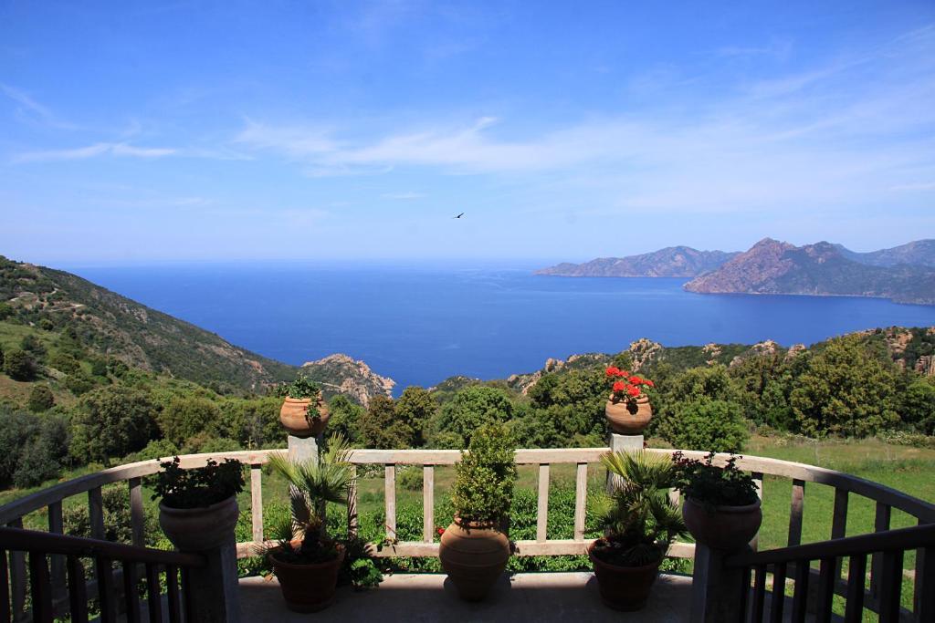 Hotel Les Roches Rouges П'яна Екстер'єр фото